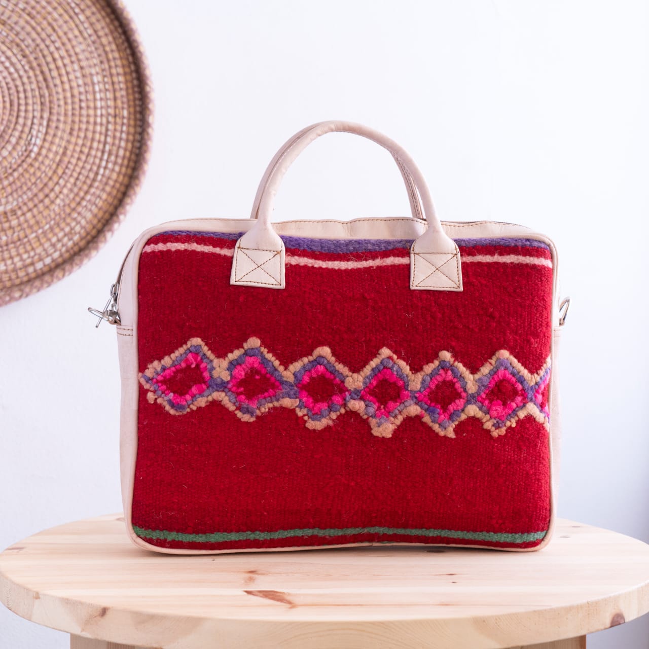 Leather Laptop Bag Amazigh Rug Tayri  ⵜⴰⵢⵔⵉ