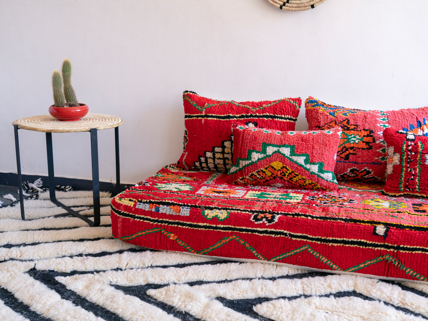 6ft Handmade Amazigh Vintage Sofa Azur ⵜⵓⴷⴻⵔⵜ. FREE SHIPPING