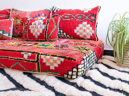 6ft Handmade Amazigh Vintage Sofa Azur ⵜⵓⴷⴻⵔⵜ. FREE SHIPPING