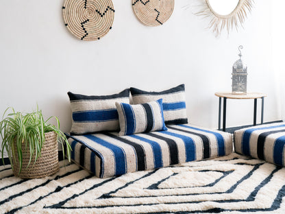 2x4ft Handmade Amazigh Vintage Sofa ⵉⵣⵉⴼⴼⴰⴽ.