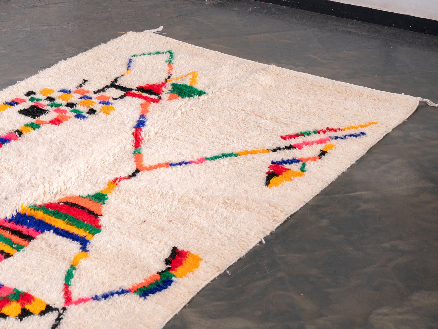 5x8 ft Handmade Amazigh Rug Lia ⵢⴰⵣ. FREE SHIPPING