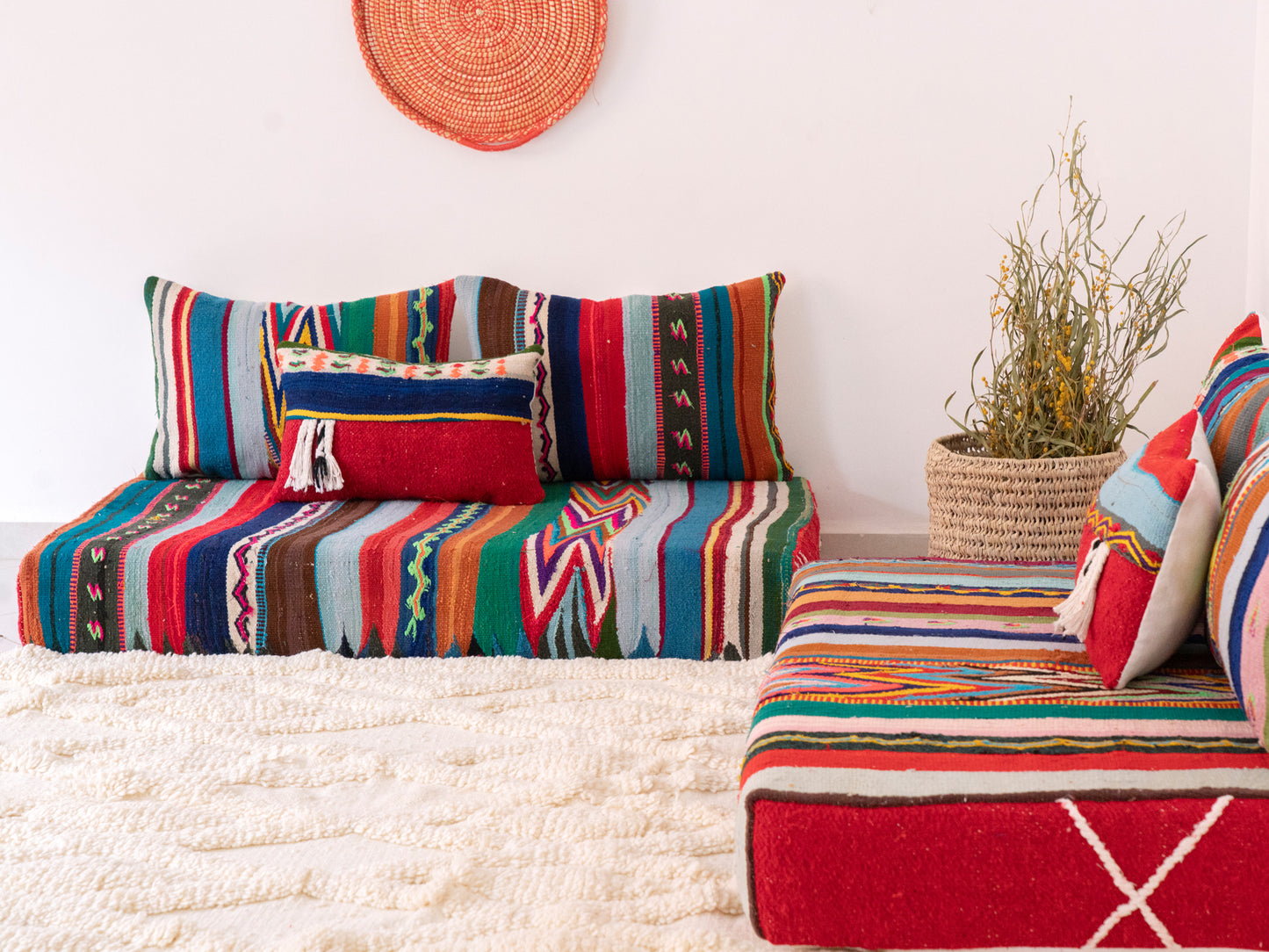 2*4ft Handmade Amazigh Vintage Sofa Ouzoud ⴰⵓⵔⵉⵏⵊ. FREE SHIPPING