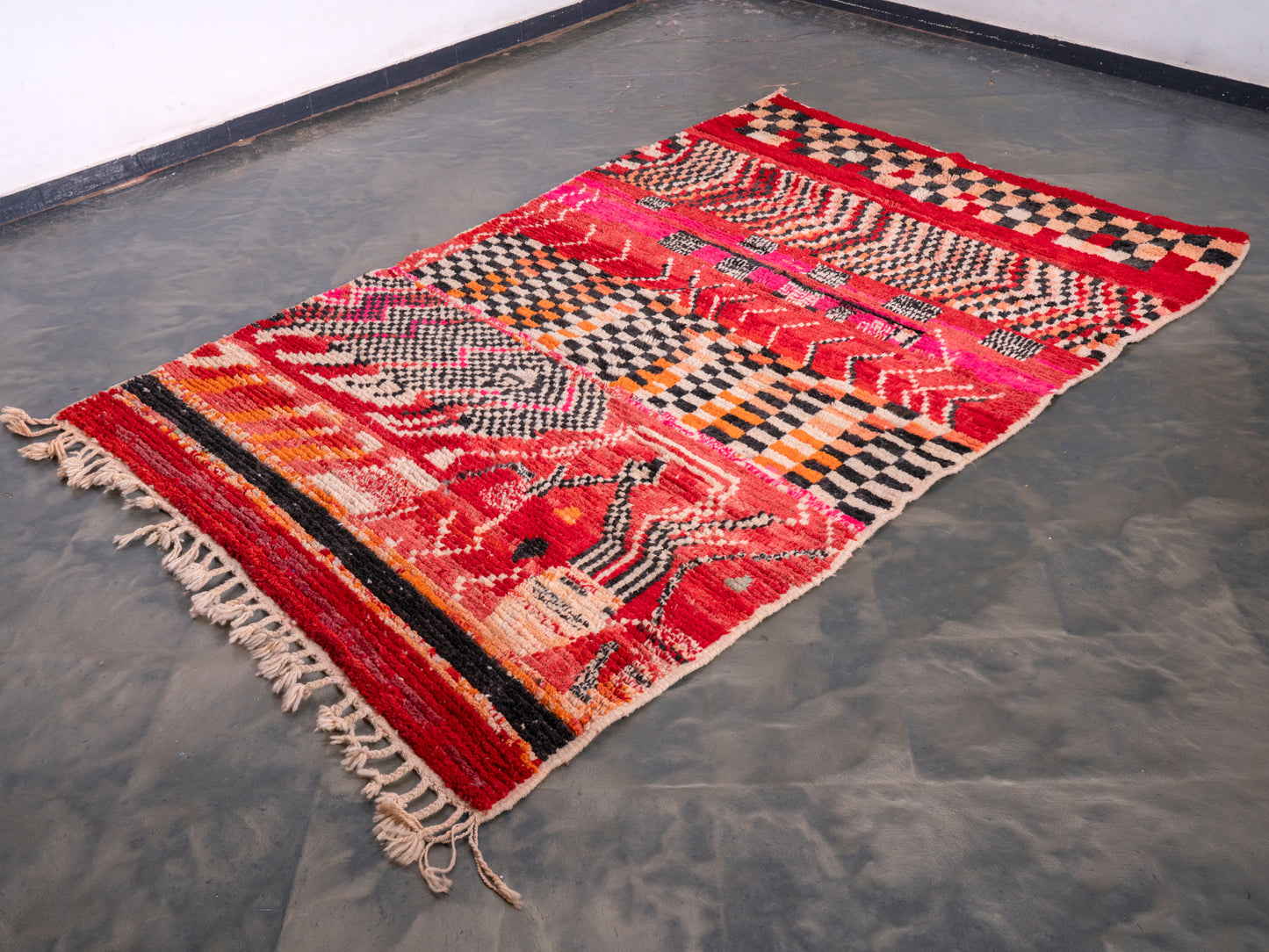 5x8 ft Handmade Amazigh Rug Boujaad Anas ⵢⴰⵣ. FREE SHIPPING