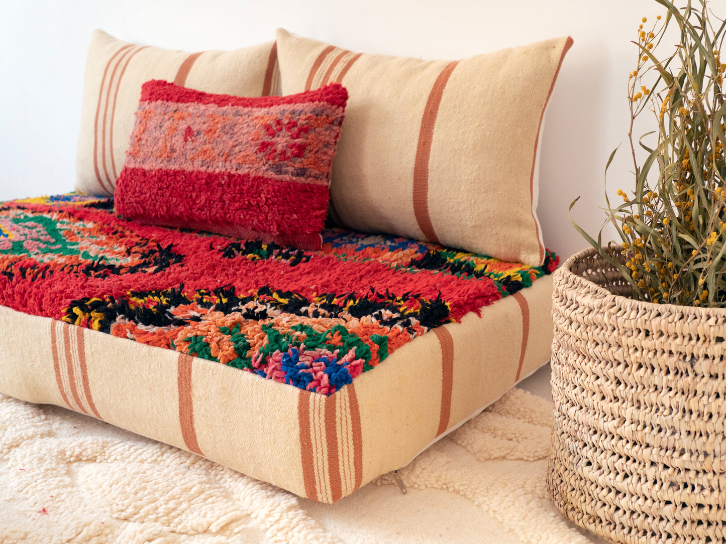 4ft Handmade Amazigh Sofa Dades ⵜⴰⴼⵍⴻⵙⵜ. FREE SHIPPING