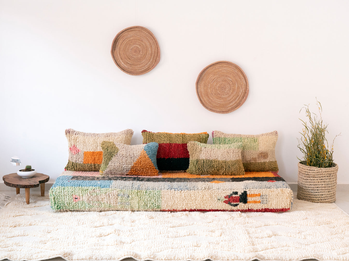7ft Handmade Amazigh Vintage Sofa Taghazout ⵉⵣⵉⴼⴼⴰⴽ. FREE SHIPPING