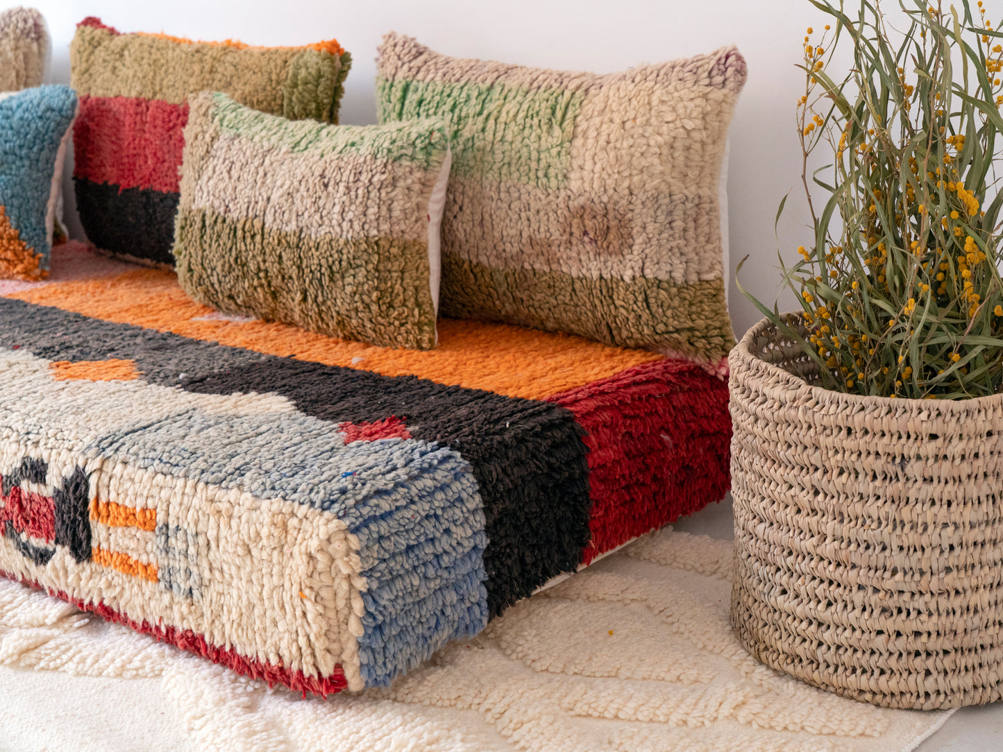 7ft Handmade Amazigh Vintage Sofa Taghazout ⵉⵣⵉⴼⴼⴰⴽ. FREE SHIPPING