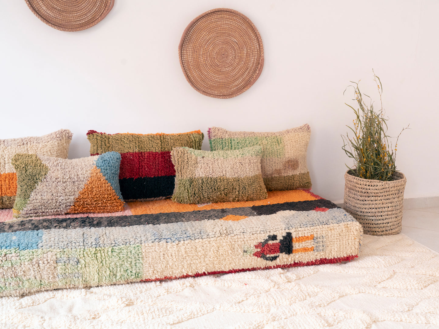 7ft Handmade Amazigh Vintage Sofa Taghazout ⵉⵣⵉⴼⴼⴰⴽ. FREE SHIPPING