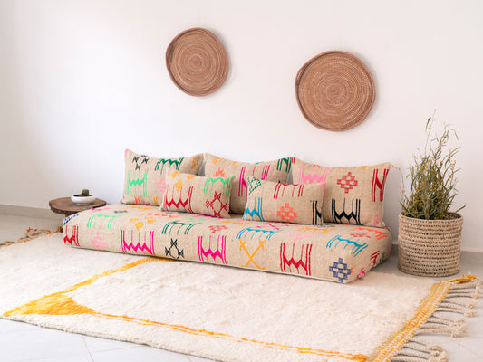 6ft Handmade Amazigh Sofa Inghir ⴰⵓⵔⵉⵏⵊ. FREE SHIPPING
