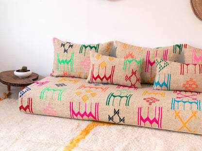6ft Handmade Amazigh Sofa Inghir ⴰⵓⵔⵉⵏⵊ. FREE SHIPPING