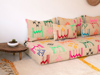 6ft Handmade Amazigh Sofa Inghir ⴰⵓⵔⵉⵏⵊ. FREE SHIPPING
