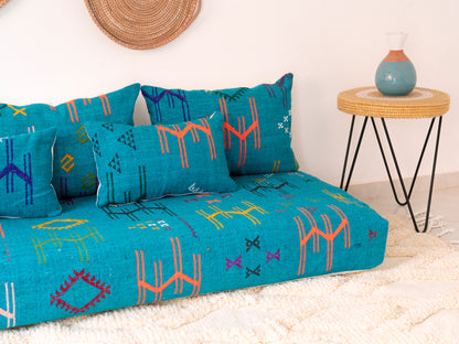 6ft Handmade Amazigh Sofa Itto ⴰⵓⵔⵉⵏⵊ. FREE SHIPPING