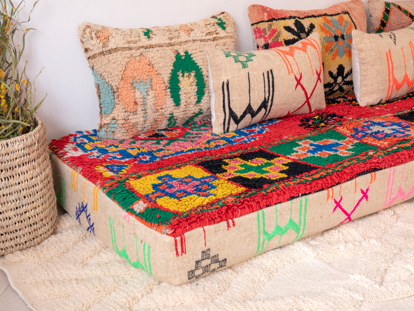 7ft Handmade Amazigh Vintage Sofa ⵉⵣⵉⴼⴼⴰⴽ. FREE SHIPPING