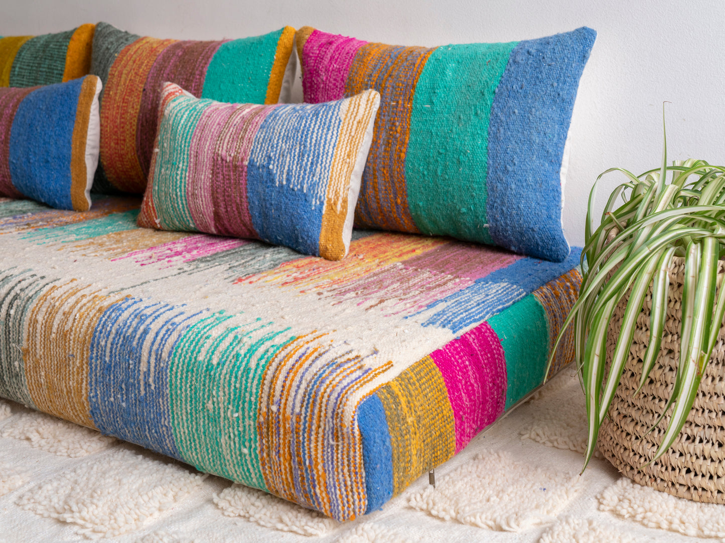 6ft Handmade Amazigh Sofa Kilim Jaden ⴰⵓⵔⵉⵏⵊ. FREE SHIPPING