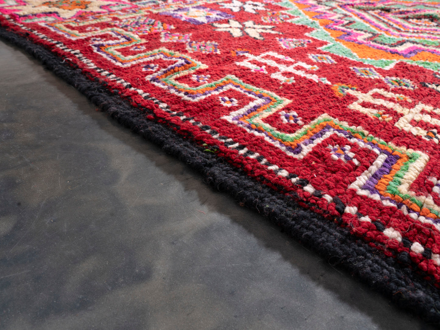 7x10 ft Large Handmade Amazigh Vintage Rug Akchour ⵜⴰⴼⵍⴻⵙⵜ. FREE SHIPPING