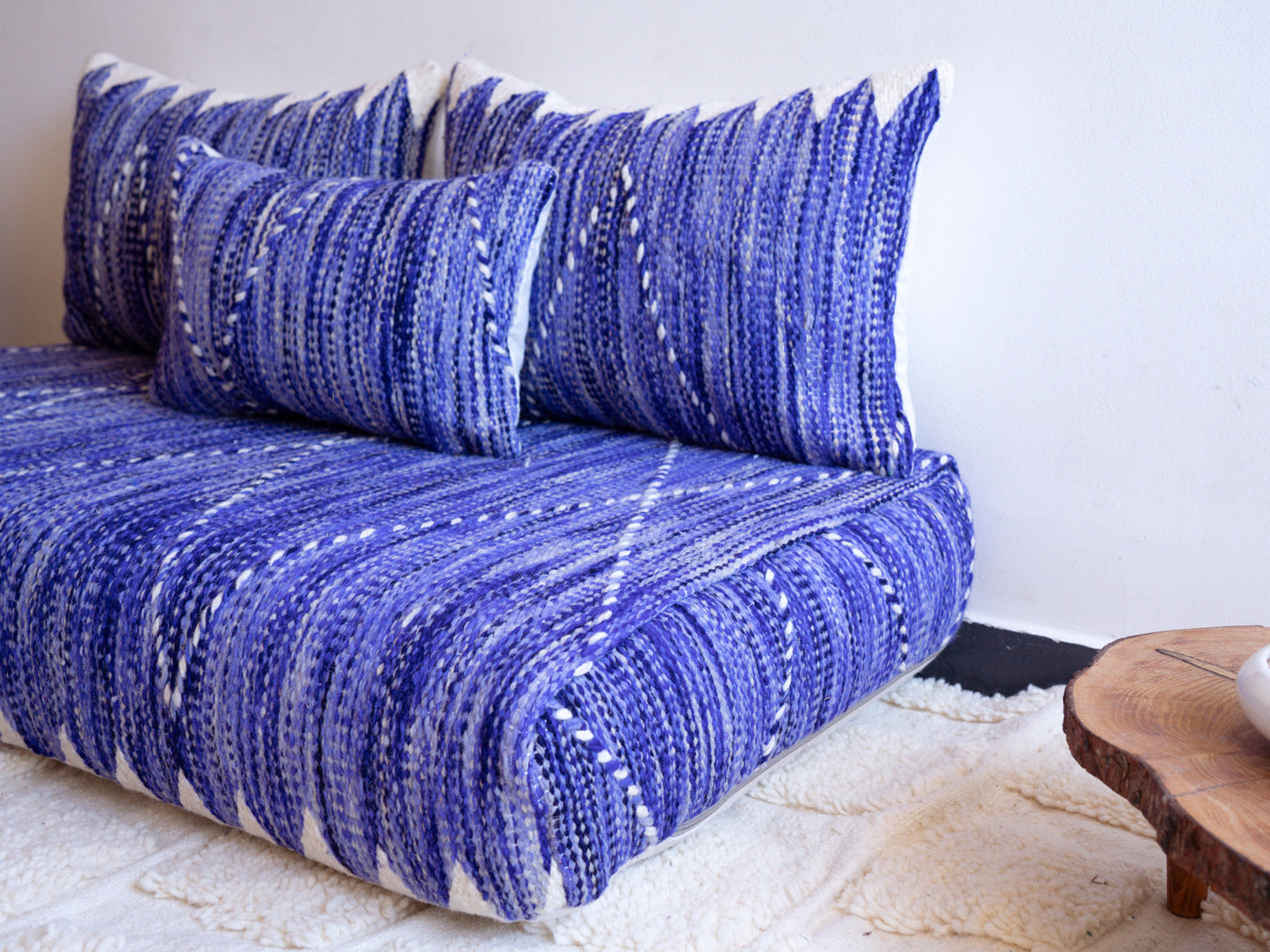 4ft Handmade Amazigh Ahidus Sofa ⵜⴰⴼⵍⴻⵙⵜ. FREE SHIPPING