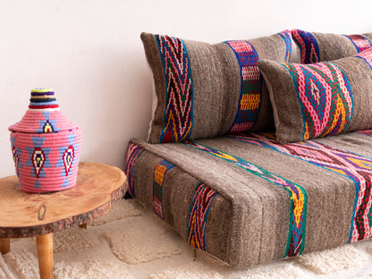 6ft Handmade Amazigh Sofa Itto ⴰⵓⵔⵉⵏⵊ. FREE SHIPPING