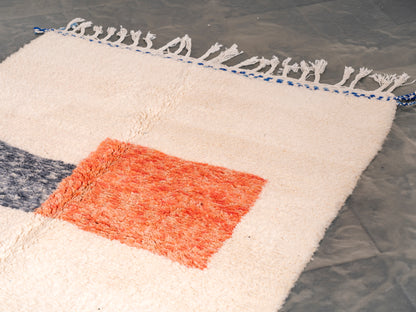 5x8 ft Large Handmade Rug Amazigh Azilal. FREE SHIPPING