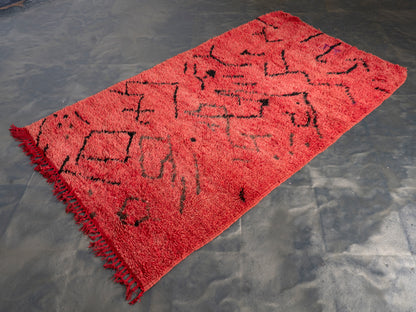 4x6 ft Handmade Vintage Amazigh Rug Azrou ⵢⴰⵣ. FREE SHIPPING