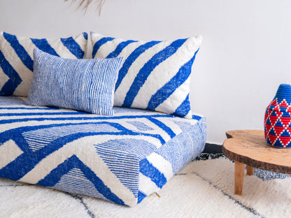 4ft Handmade Amazigh Vintage Sofa Azulay ⵢⴰⵣ. FREE SHIPPING