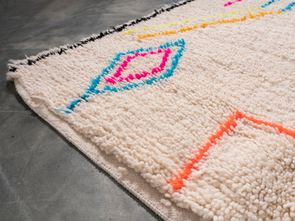 Handmade Amazigh Rug Azilal. FREE SHIPPING