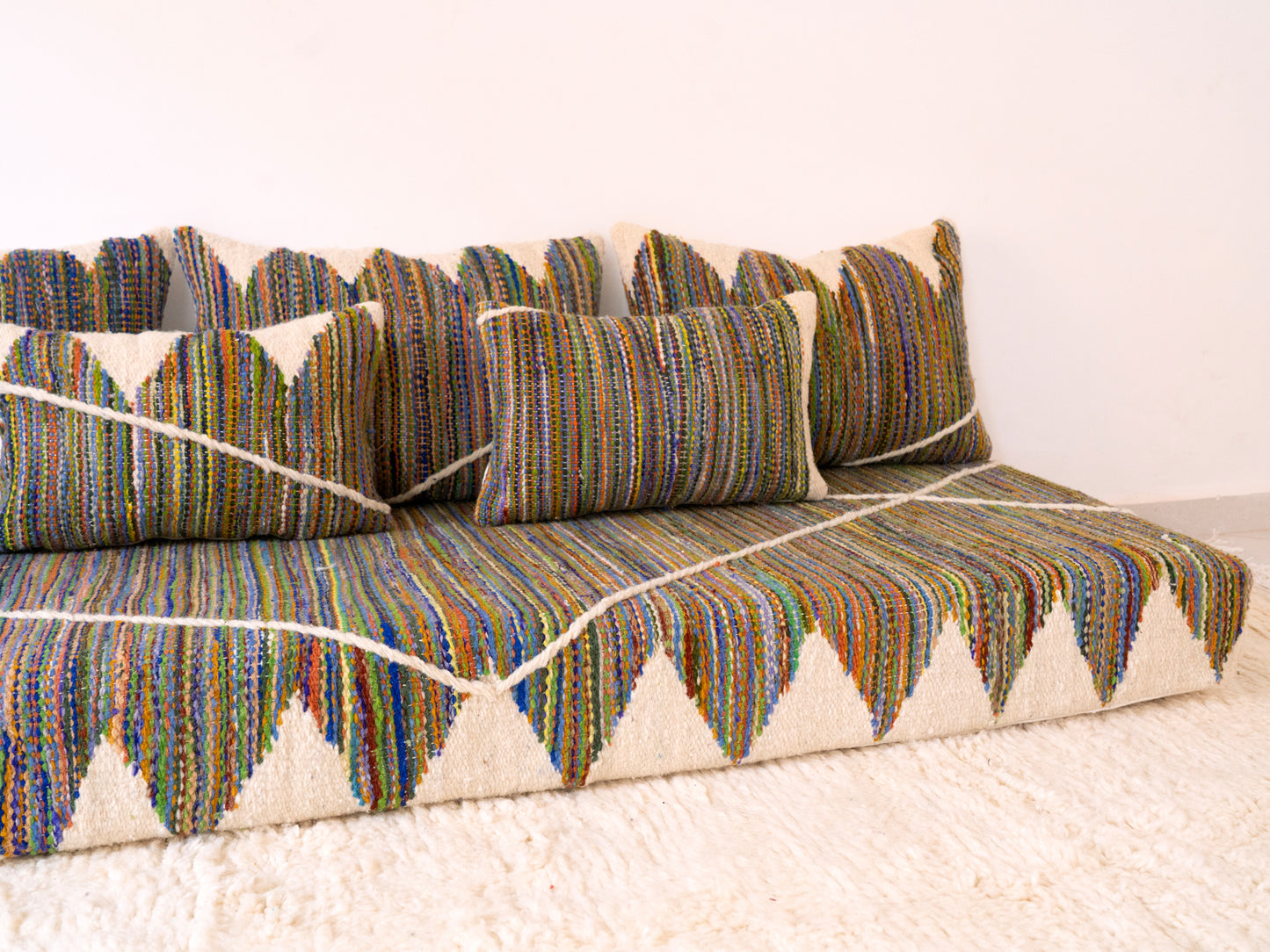 240cm/8ft Handmade Amazigh Tasanou Sofa ⵜⴰⴼⵍⴻⵙⵜ