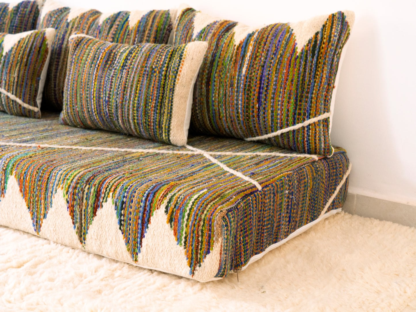 240cm/8ft Handmade Amazigh Tasanou Sofa ⵜⴰⴼⵍⴻⵙⵜ