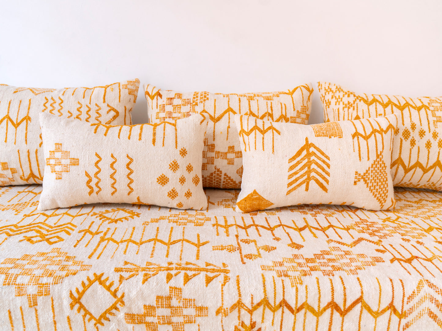 180cm/6ft Handmade Amazigh Tamzgha Sofa ⵜⴰⴼⵍⴻⵙⵜ