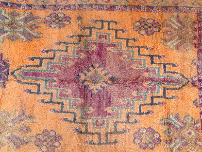 5x8 ft Handmade Vintage Amazigh Rug Itto ⵢⴰⵣ. FREE SHIPPING