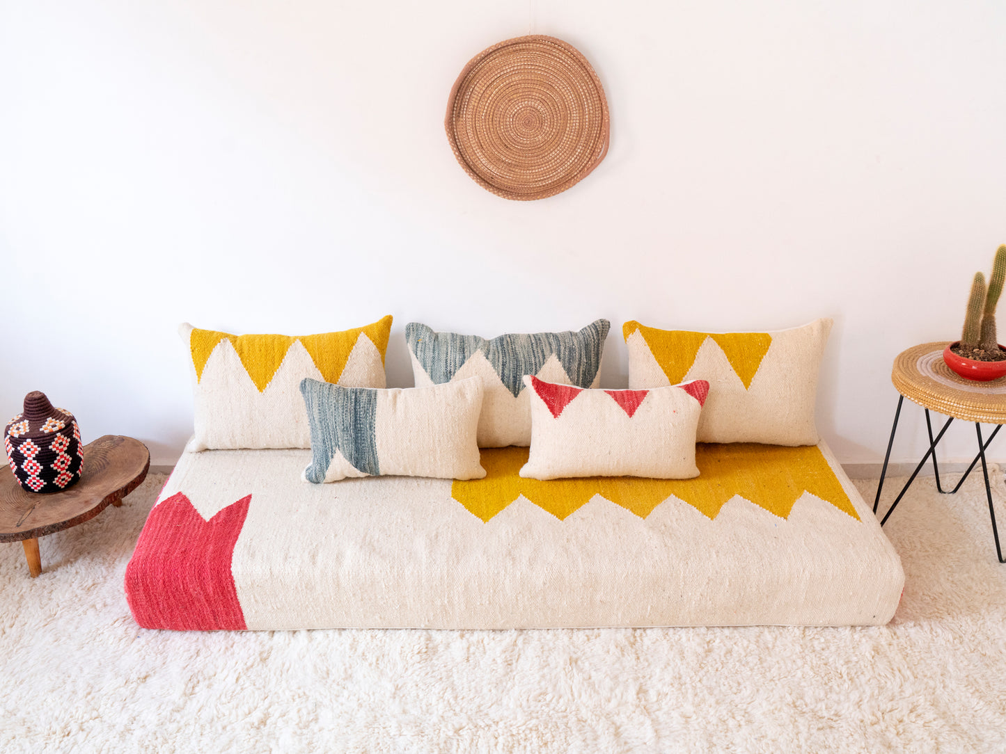 180cm/6ft Handmade Amazigh Amlou Sofa ⵜⴰⴼⵍⴻⵙⵜ