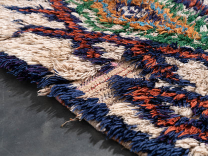 Handmade Amazigh Vintage Rug. FREE SHIPPING