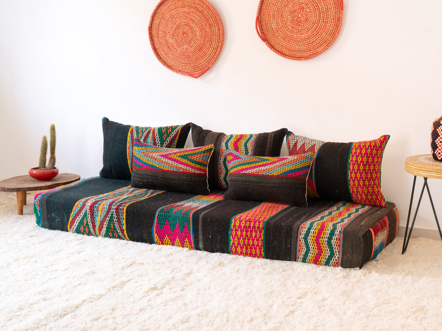 180cm/6ft Handmade Amazigh Sahara Sofa ⵜⴰⴼⵍⴻⵙⵜ