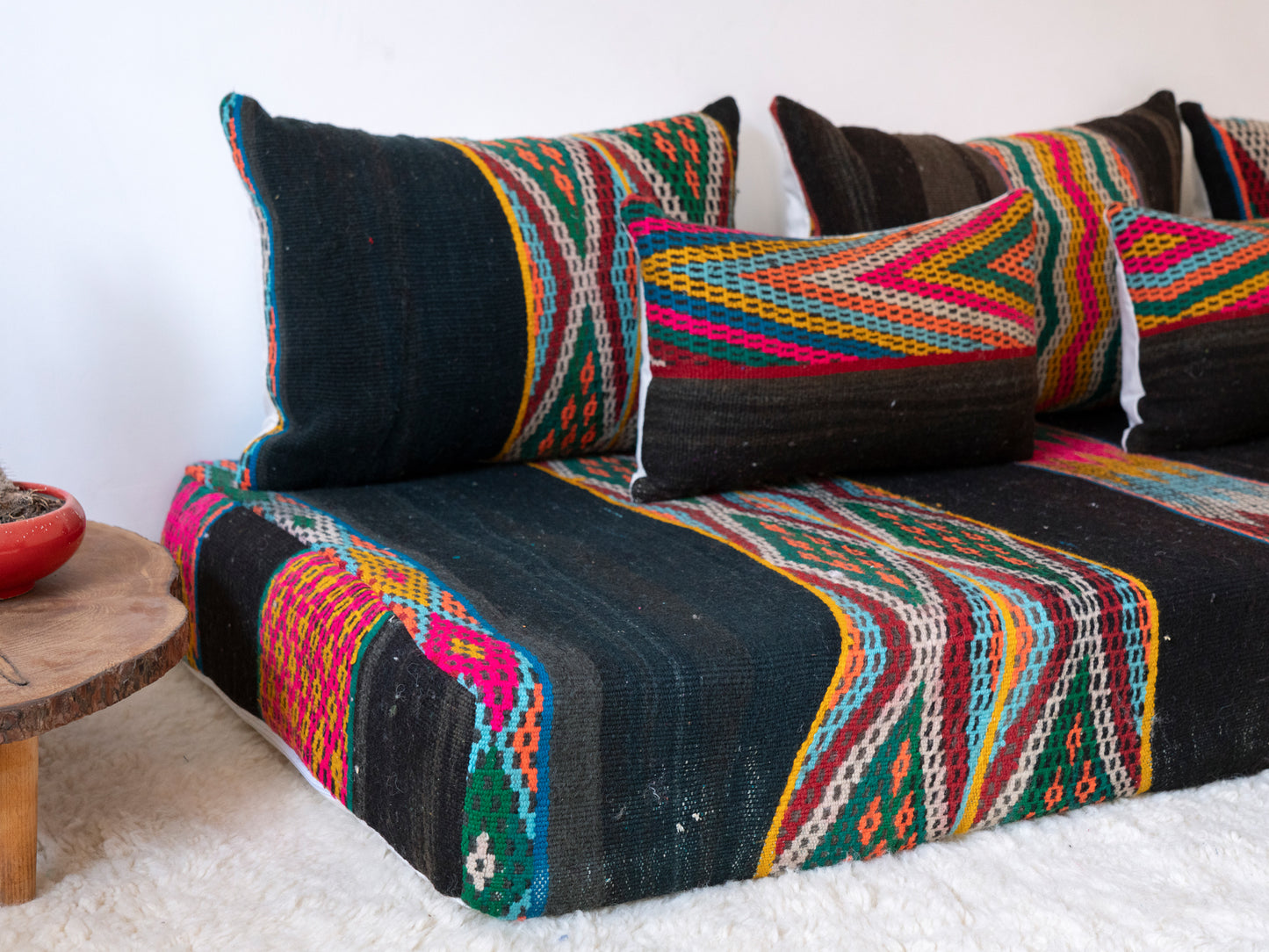 180cm/6ft Handmade Amazigh Sahara Sofa ⵜⴰⴼⵍⴻⵙⵜ