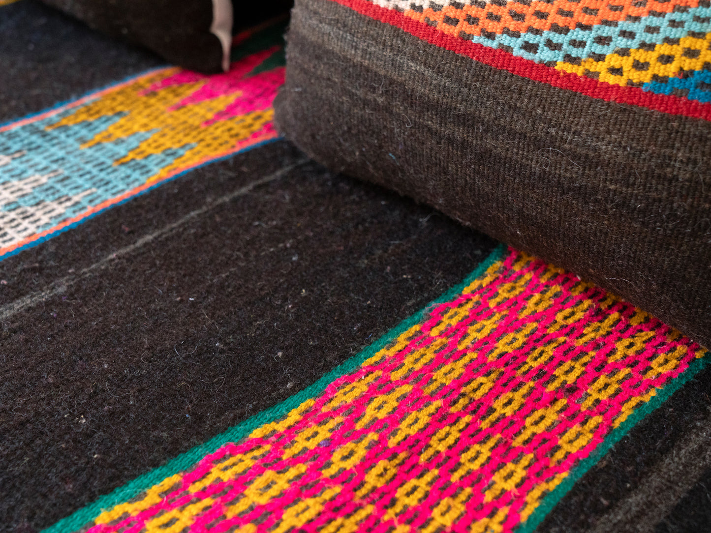 180cm/6ft Handmade Amazigh Sahara Sofa ⵜⴰⴼⵍⴻⵙⵜ
