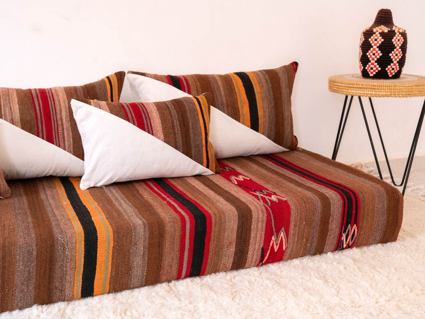 210cm/7ft Handmade Amazigh Afus Sofa ⵜⴰⴼⵍⴻⵙⵜ