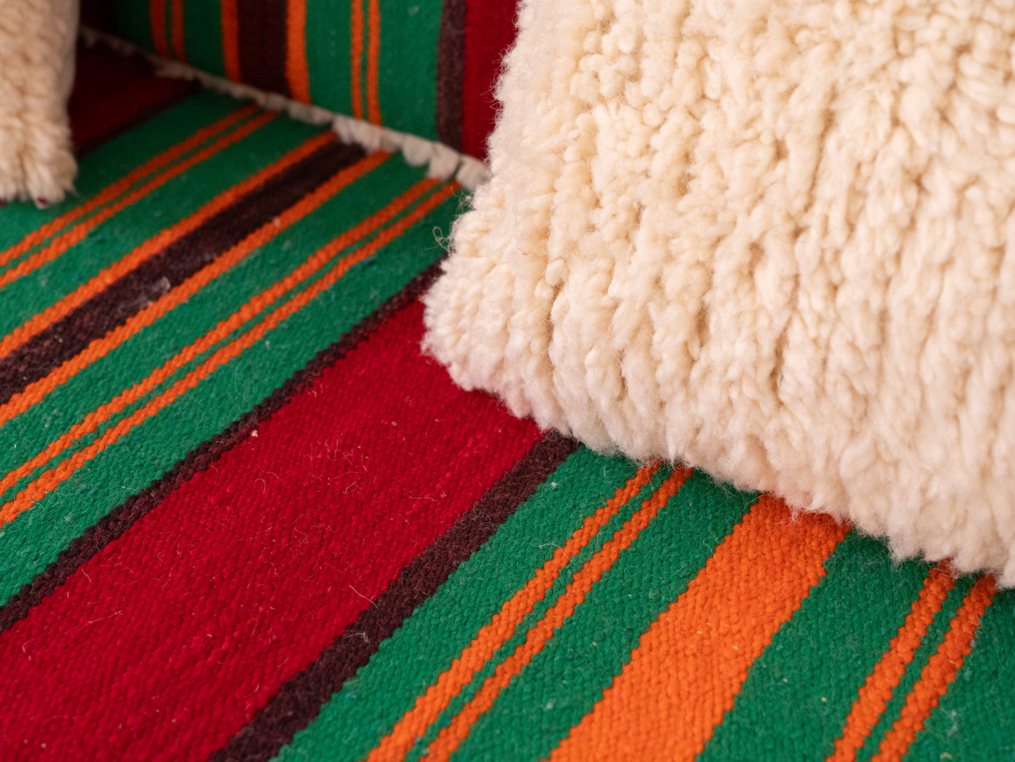 210cm/7ft Handmade Amazigh Amalou Sofa ⵜⴰⴼⵍⴻⵙⵜ