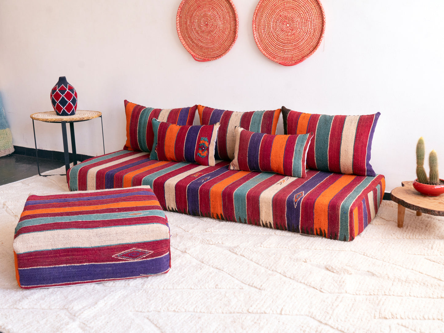 6ft Handmade Amazigh Vintage Sofa Tazrirt ⴰⵓⵔⵉⵏⵊ. FREE SHIPPING