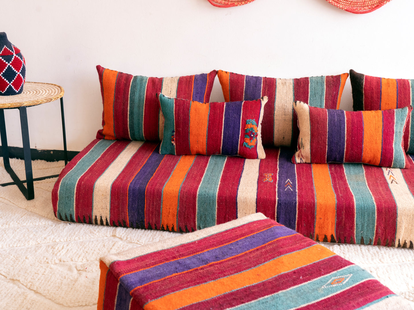 6ft Handmade Amazigh Vintage Sofa Tazrirt ⴰⵓⵔⵉⵏⵊ. FREE SHIPPING