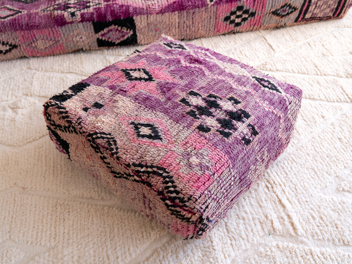 7ft Handmade Amazigh Vintage Sofa Mouha ⴰⵓⵔⵉⵏⵊ. FREE SHIPPING