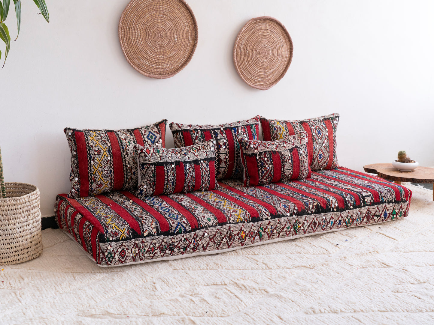 6ft Handmade Amazigh Vintage Sofa Tamzgha ⴰⵓⵔⵉⵏⵊ. FREE SHIPPING