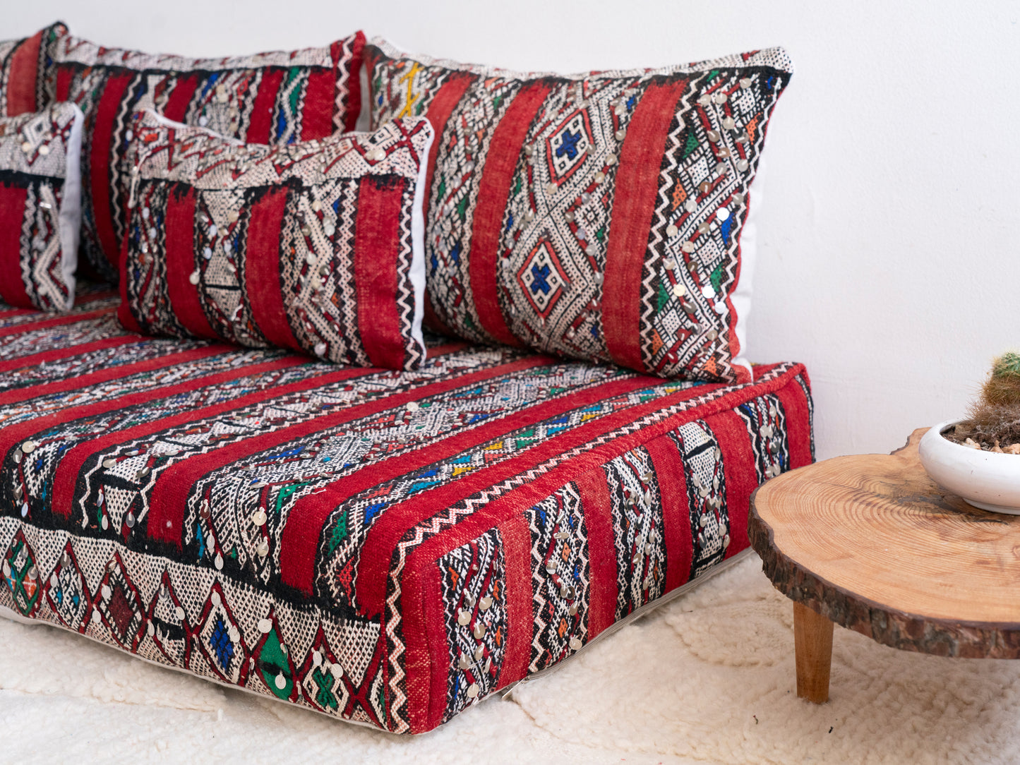 6ft Handmade Amazigh Vintage Sofa Tamzgha ⴰⵓⵔⵉⵏⵊ. FREE SHIPPING