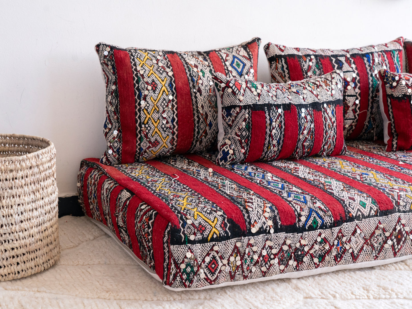 6ft Handmade Amazigh Vintage Sofa Tamzgha ⴰⵓⵔⵉⵏⵊ. FREE SHIPPING