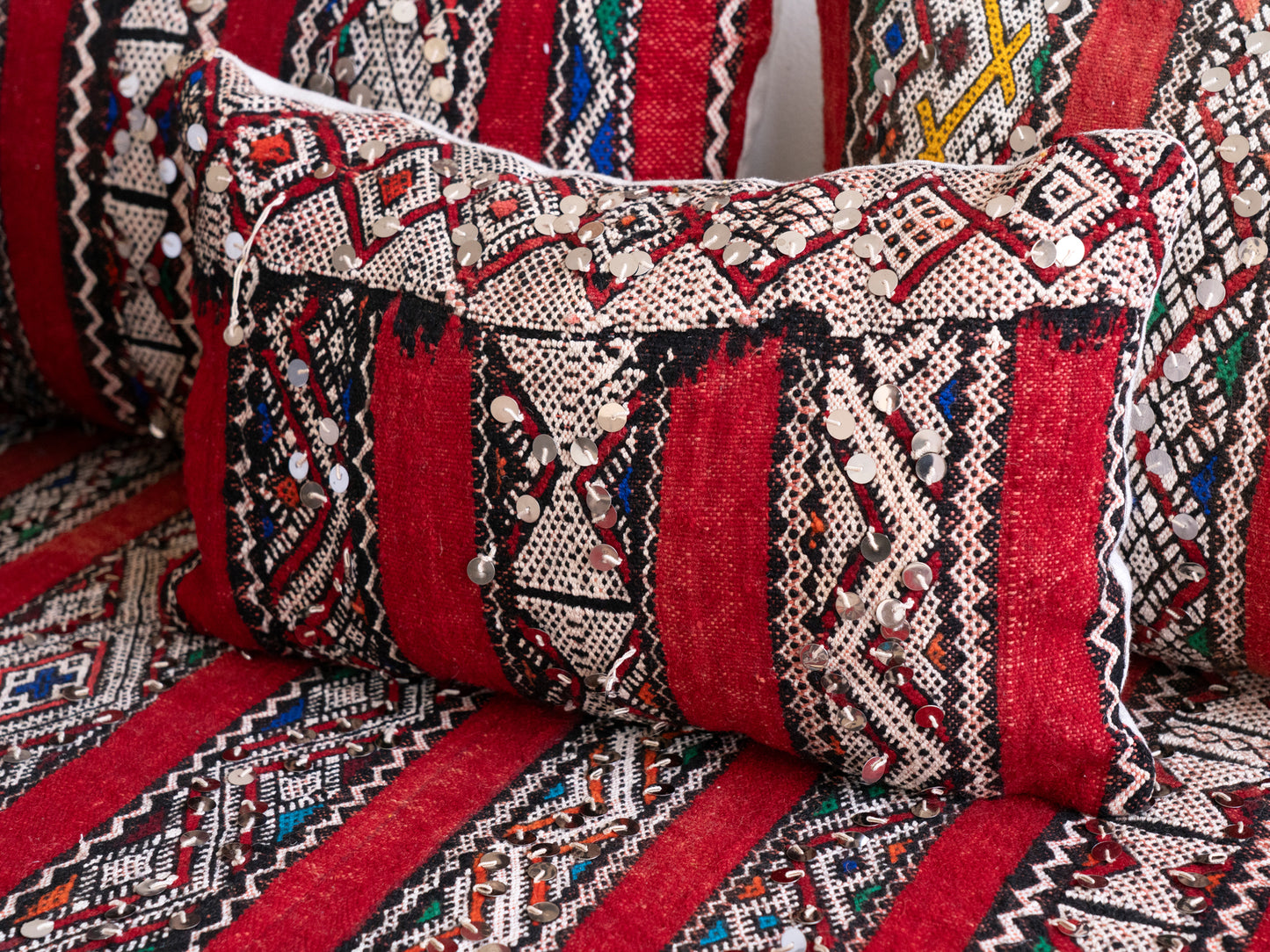 6ft Handmade Amazigh Vintage Sofa Tamzgha ⴰⵓⵔⵉⵏⵊ. FREE SHIPPING