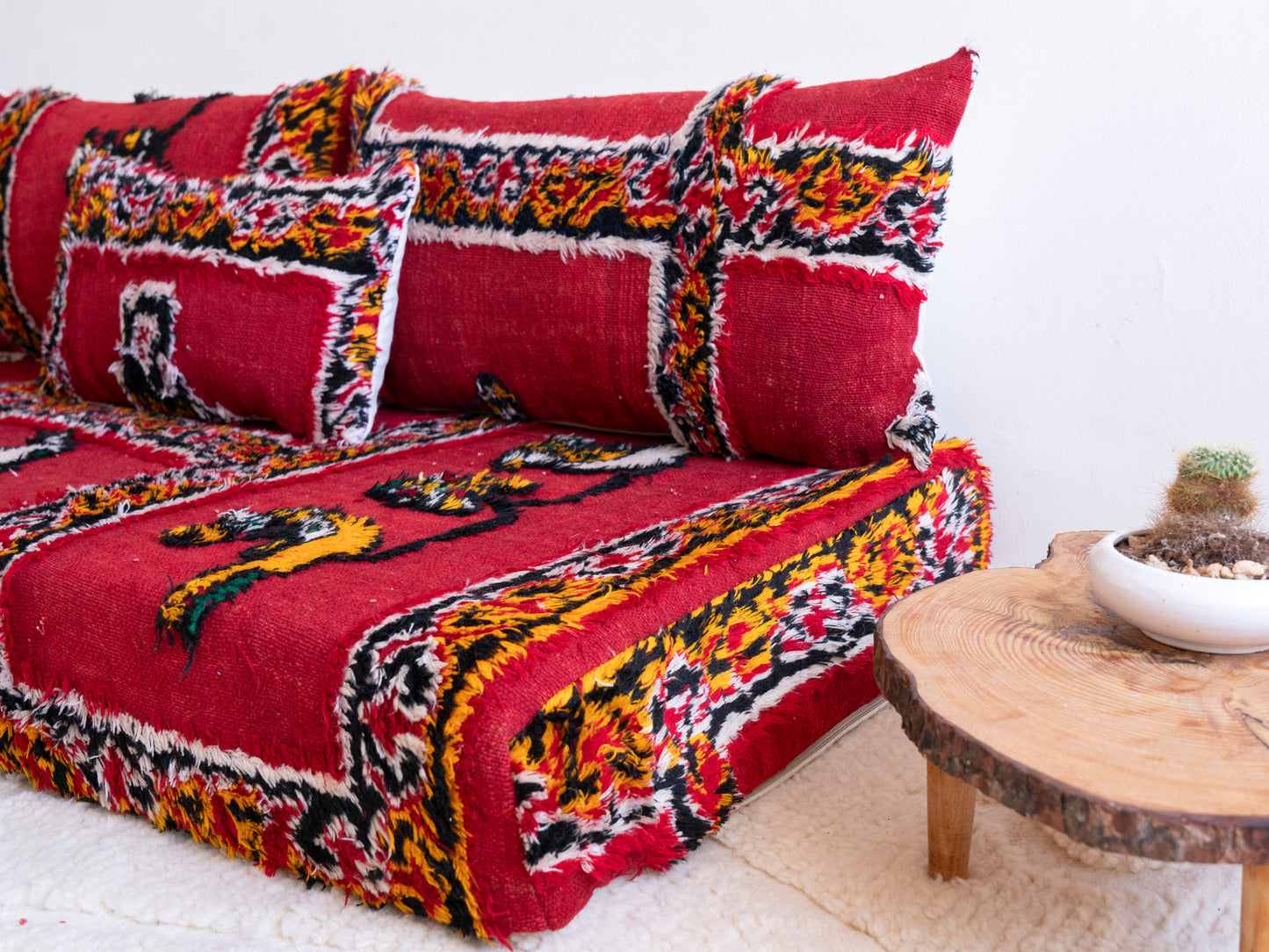 5ft Handmade Amazigh Illy Sofa ⵜⴰⴼⵍⴻⵙⵜ. FREE SHIPPING