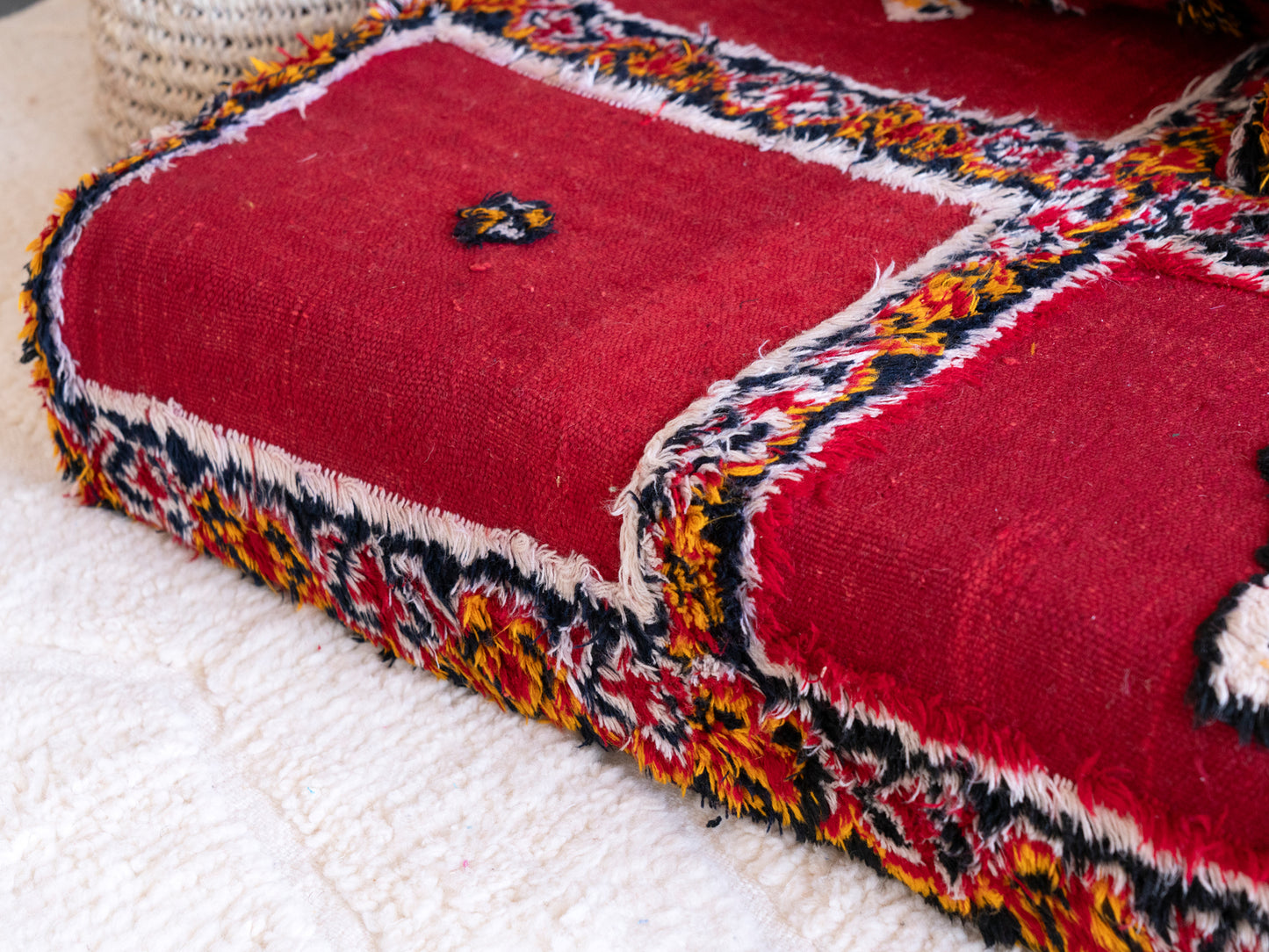 5ft Handmade Amazigh Illy Sofa ⵜⴰⴼⵍⴻⵙⵜ. FREE SHIPPING