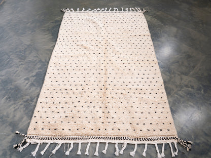 5x8 ft Handmade Rug Amazigh Beni Ourain ⴰⵏⵉⵔ. FREE SHIPPING