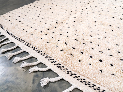 5x8 ft Handmade Rug Amazigh Beni Ourain ⴰⵏⵉⵔ. FREE SHIPPING