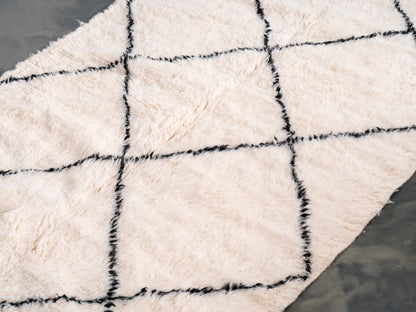 5x8 ft Handmade Rug Amazigh Beni Ourain ⵉⵍⵍⵉ. FREE SHIPPING