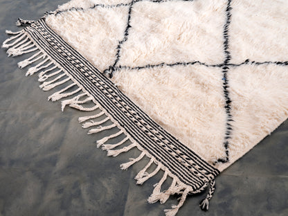 5x8 ft Handmade Rug Amazigh Beni Ourain ⵉⵍⵍⵉ. FREE SHIPPING