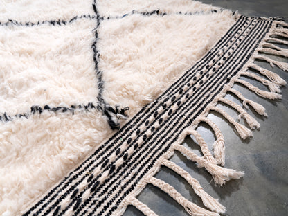 5x8 ft Handmade Rug Amazigh Beni Ourain ⵉⵍⵍⵉ. FREE SHIPPING