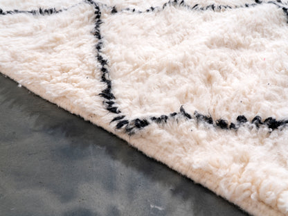 5x8 ft Handmade Rug Amazigh Beni Ourain ⵉⵍⵍⵉ. FREE SHIPPING